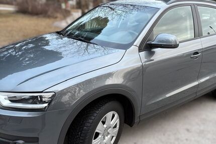Audi Q3 228.646 km 10.299 &euro; München 81735