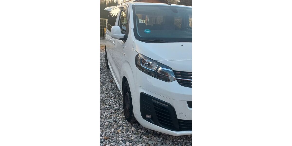 Opel Zafira Life 63.000 km 16.700 &euro; München 81545