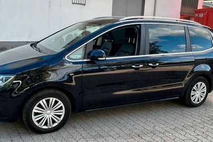 Seat Alhambra 211.300 km 9.990 &euro; München 80686