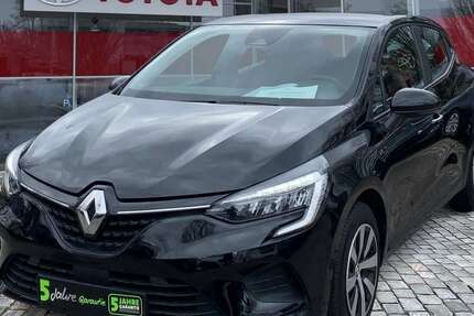 Renault Clio 41.583 km 12.990 &euro; München 80807