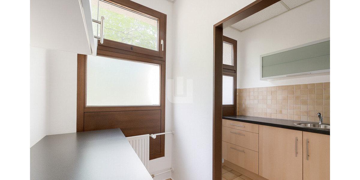 WINDISCH - Zentrale Ladenfläche in belebter Lage von München-Laim! - Gewerbeobjekt München Pasing-Obermenzing | Angebot:23630631