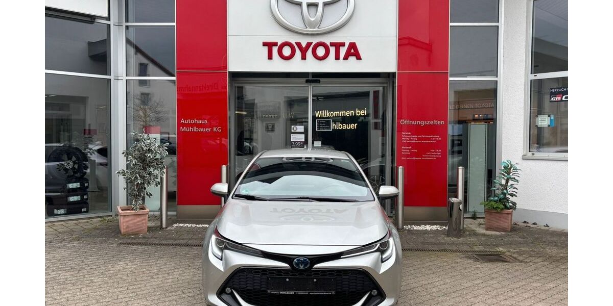 Toyota Corolla 28.050 km 22.990 &euro; Neufarn 85646