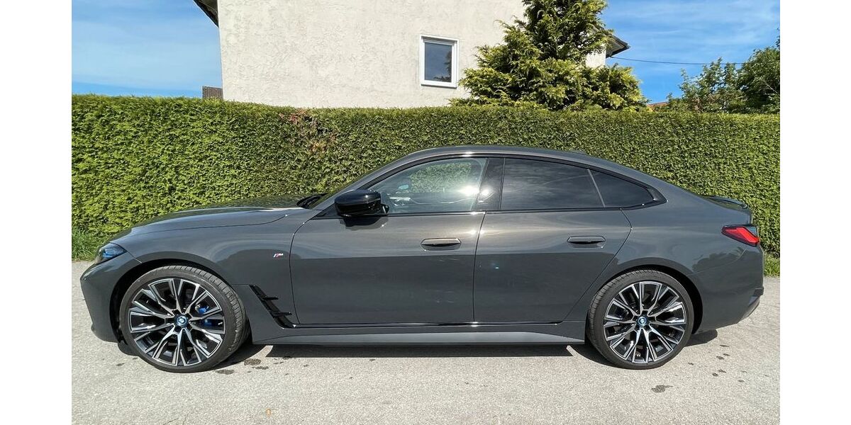 BMW i4 12.300 km 47.499 &euro; München 80999