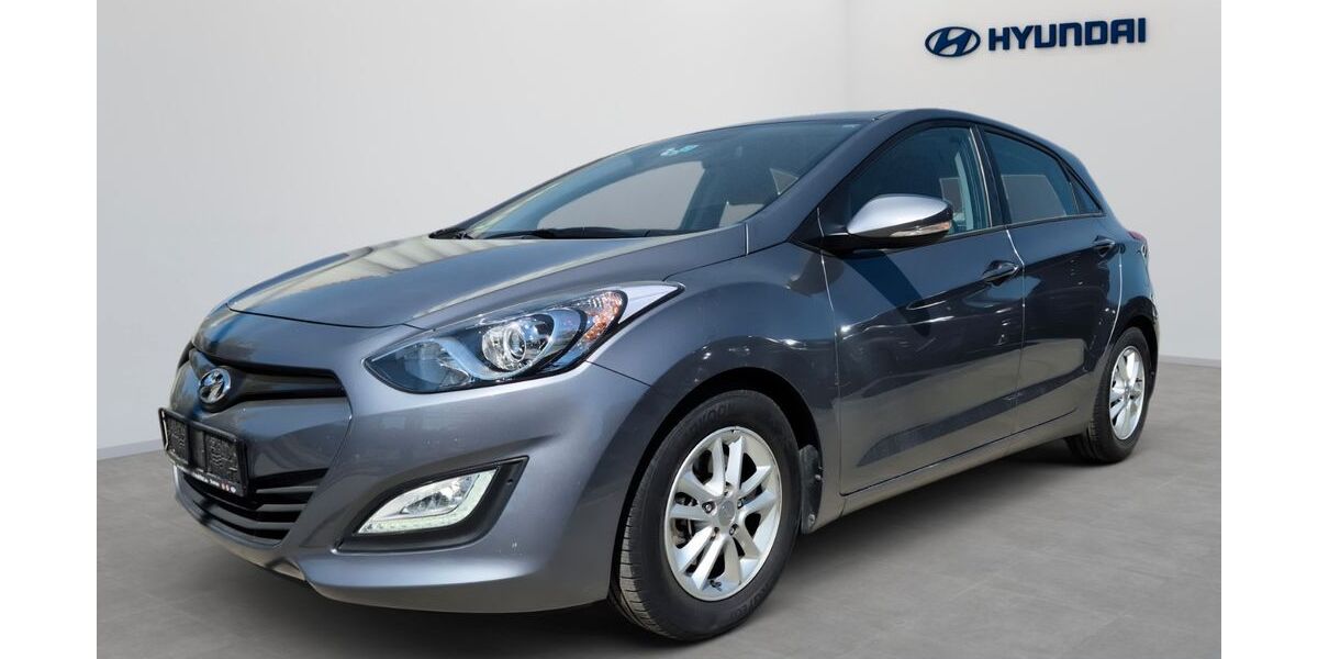 Hyundai i30 45.659 km 10.990 &euro; München 80807