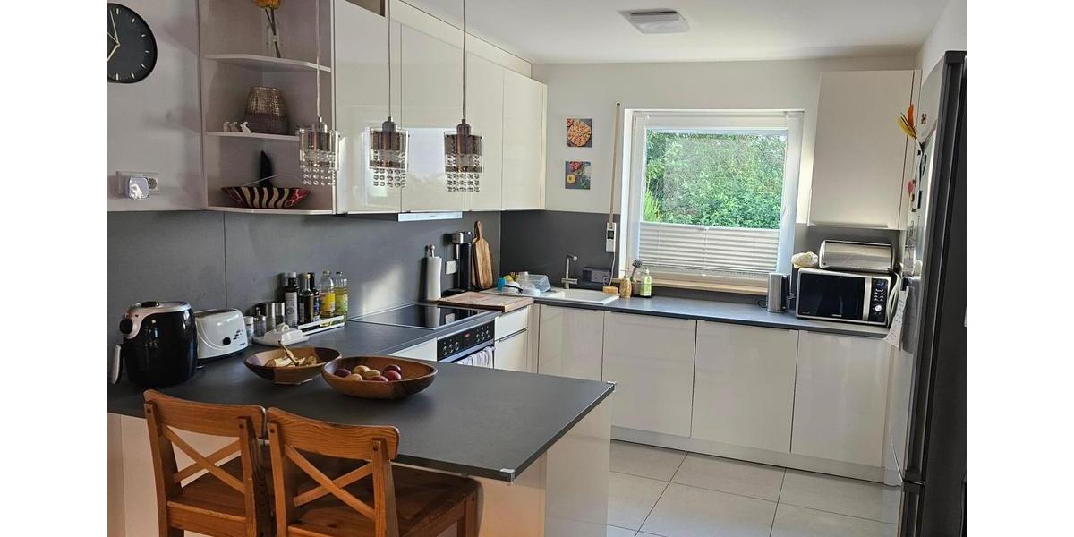 Reihenhaus Emmering - 5 Zimmer, 144 m&sup2;, 2.500&euro; | Angebot:24765772