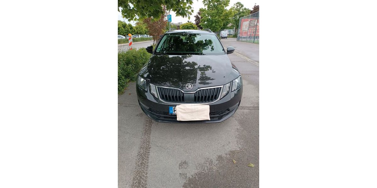 Skoda Octavia 111.000 km 14.550 &euro; Germering 82110