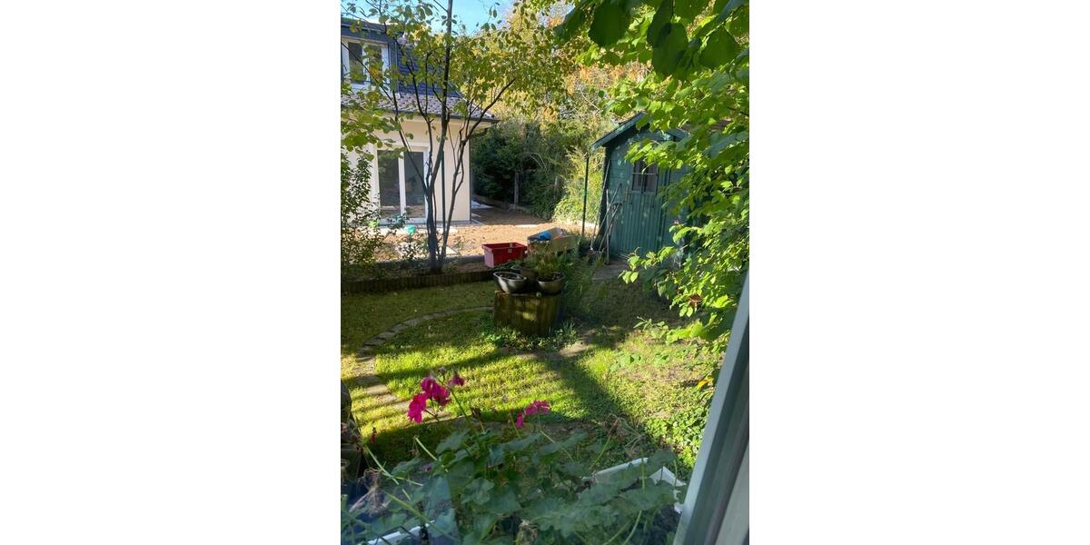 ZWISCHENMIETE (März-Juni) Gemütliche 4 Zimmer Wohnung mit Garten 4 zimmer