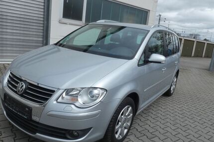 VW Touran 183.564 km 3.999 &euro; München 81825