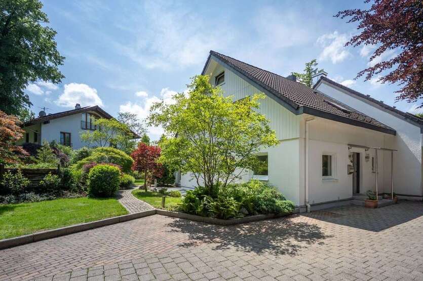 Haus zum Kaufen in Gauting 1.075.000 € 149.37 m²