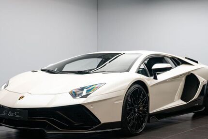 Lamborghini Aventador 6.600 km 559.000 &euro; Putzbrunn 85640