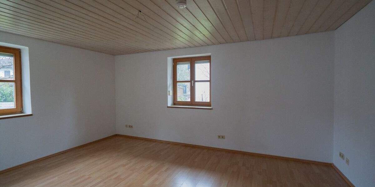 ***Heike Borchers Immobilien***Gemütliche Gartenwohnung in ruhiger Lage von Ottobrunn*** 2 zimmer