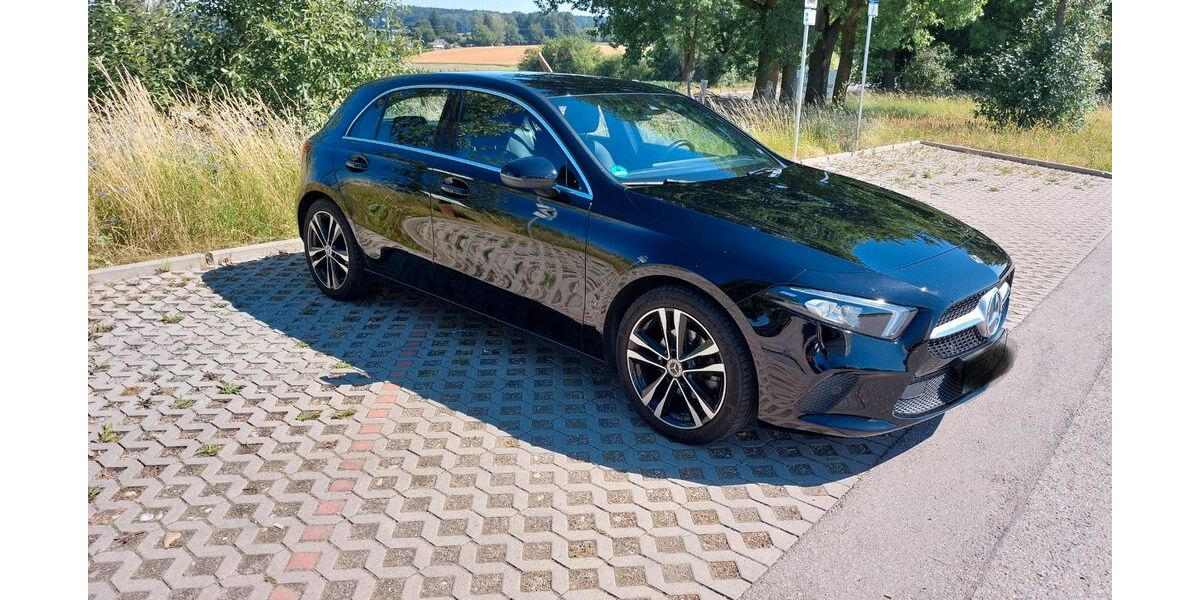 Mercedes-Benz A 180 77.000 km 16.500 &euro; Zorneding 85604