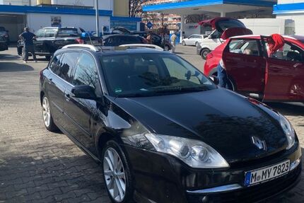 Renault Laguna 256.366 km 3.200 &euro; München 81379