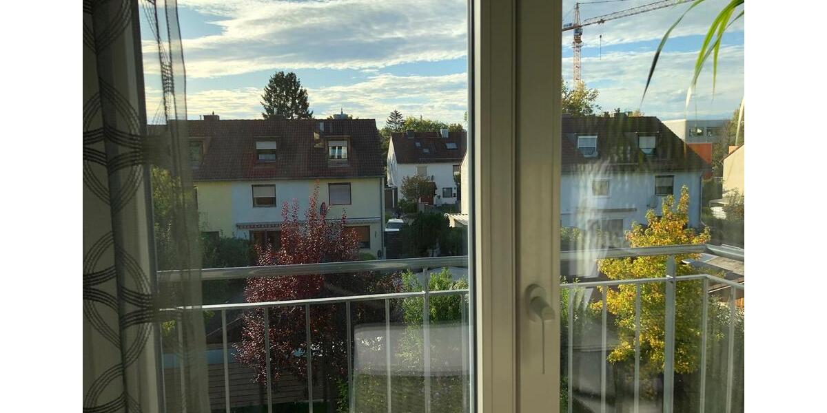 Dachgeschoßwohnung München Am Hart - 1 Zimmer, 21 m&sup2;, 500&euro; | Angebot:27592097