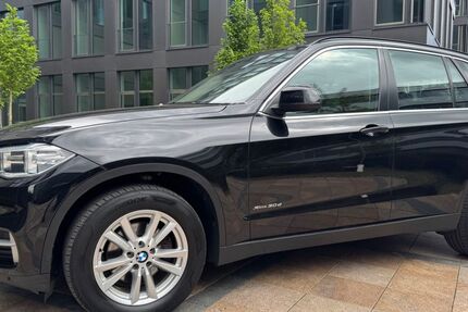 BMW X5 89.000 km 25.990 &euro; München 80995