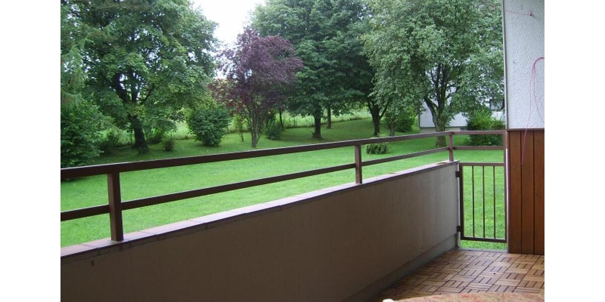 Hochparterre Holzkirchen - 3.5 Zimmer, 84 m&sup2;, 1.300&euro; | Angebot:25782830