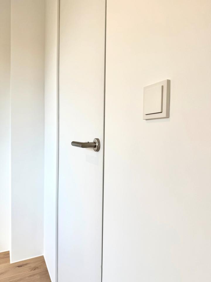 Top-sanierte 2,5-Zimmer-Wohnung in Solln mit Balkon- ohne Makler