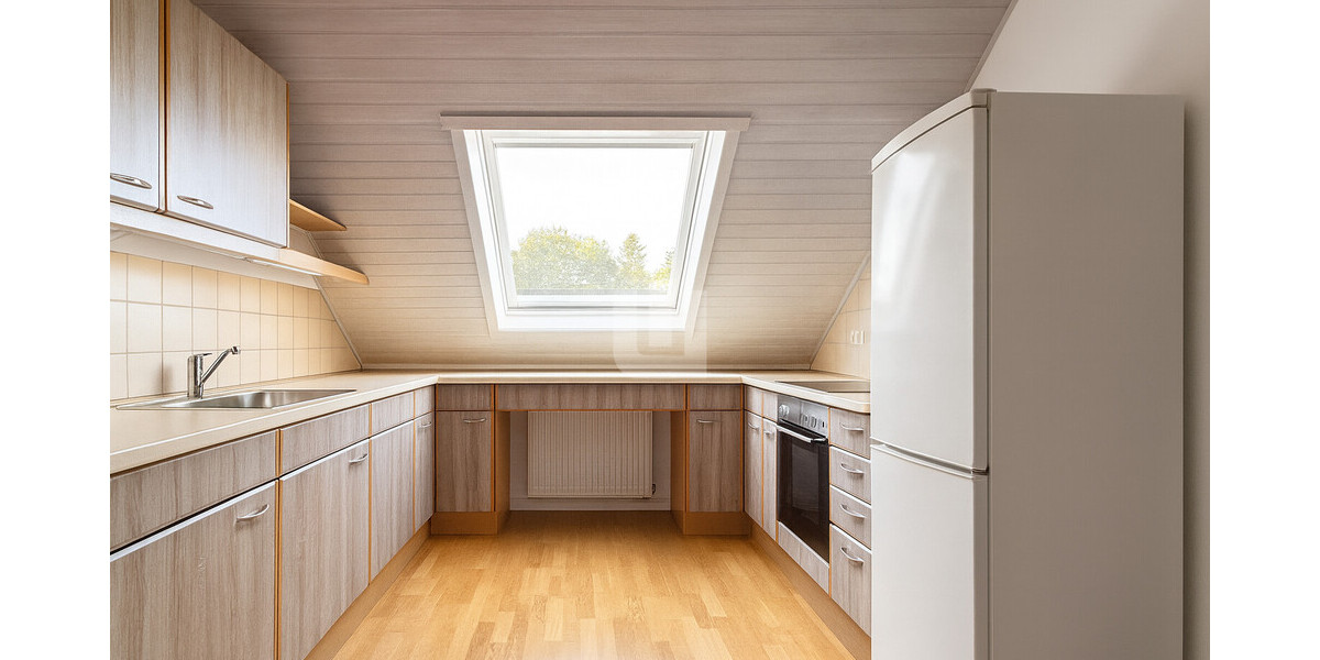 WINDISCH IMMOBILIEN - Gut geschnittene Dachgeschosswohnung, für den Käufer provisionsfrei! 3 zimmer