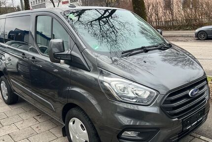 Ford Transit Custom 48.000 km 25.990 € München 81825
