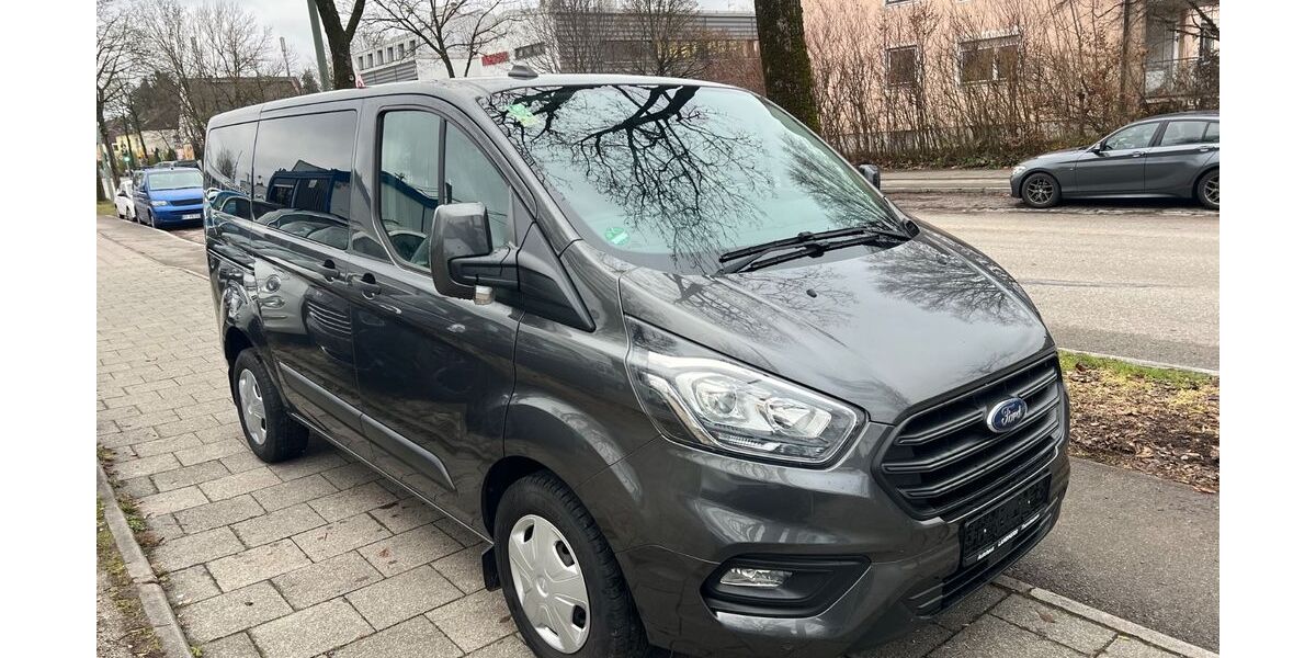 Ford Transit Custom 48.000 km 25.990 &euro; München 81825