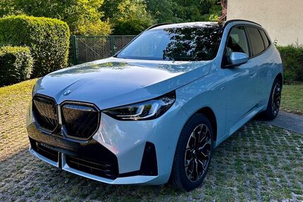 BMW X3 6.842 km 59.500 &euro; München 80993