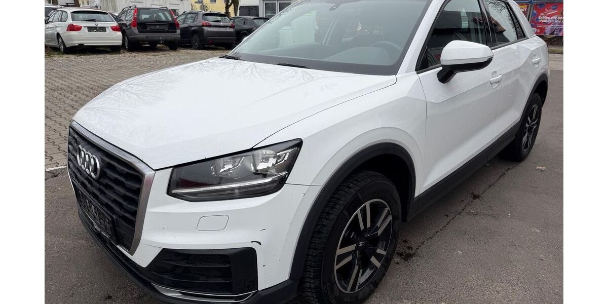 Audi Q2 210.000 km 10.900 &euro; München OT Trudering-Riem 81825