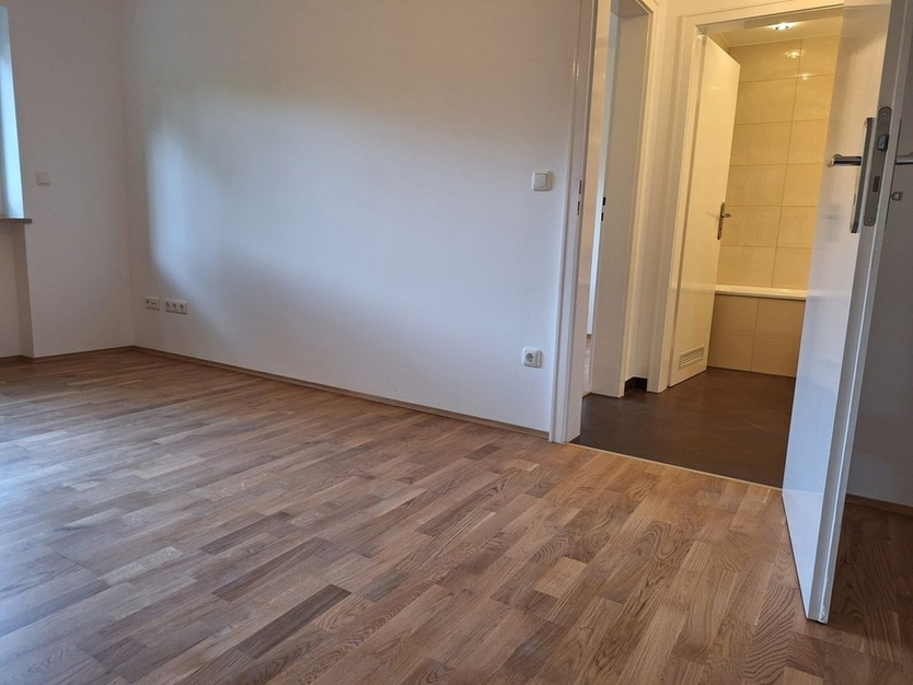 3-Zimmer-Wohnung direkt am Forstenrieder Park