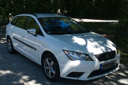 Seat Leon 79.973 km 8.990 € Pullach 82049