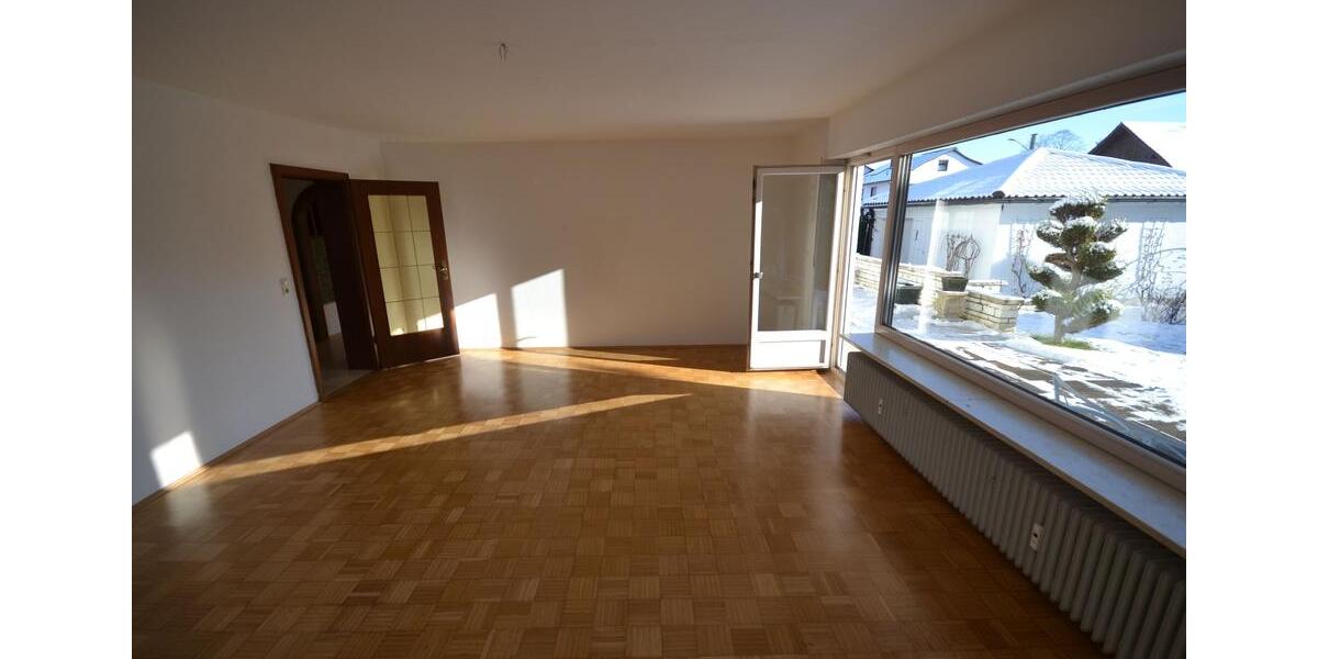 Erdgeschoßwohnung Eichenau - 4 Zimmer, 110 m&sup2;, 1.600&euro; | Angebot:24676685