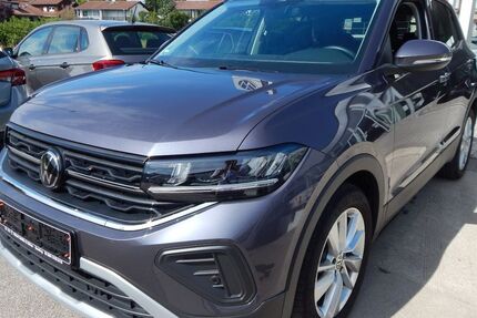 VW T-Cross 12.210 km 27.840 &euro; Gauting 82131