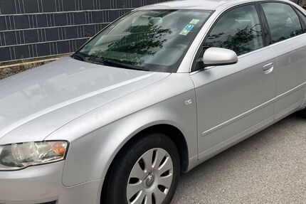 Audi A4 128.500 km 4.500 &euro; München 81827
