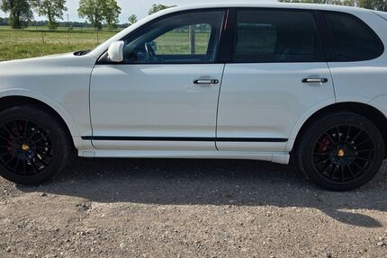 Porsche Cayenne 308.000 km 12.900 &euro; Gröbenzell 82194