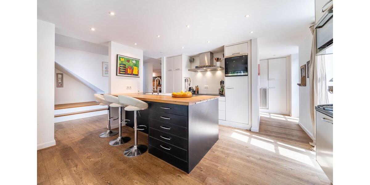 Villa Icking - 5 Zimmer, 287 m&sup2;, 26.000.000&euro; | Angebot:26445528