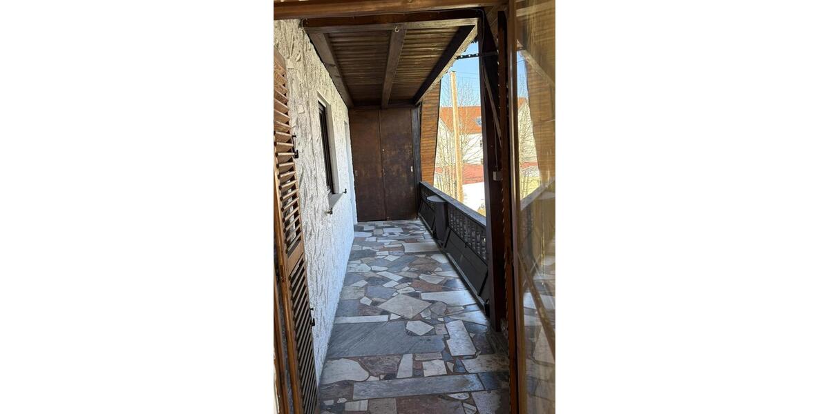 Etagenwohnung Karlsfeld - 3.5 Zimmer, 139 m&sup2;, 2.150&euro; | Angebot:25789139