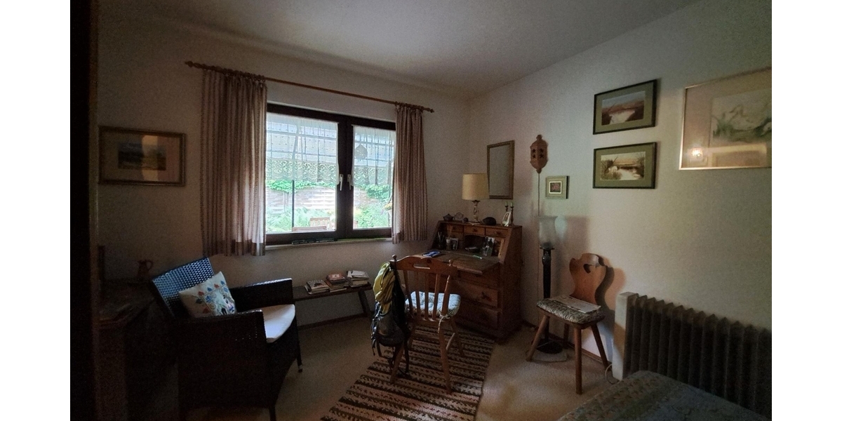 Ferien- Wochenend-Immobilie mit großem Grundstück in Kirchseeon - Ferienhaus Kirchseeon | Angebot:27222090