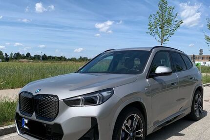 BMW iX1 32.800 km 39.900 &euro; Aschheim 85609