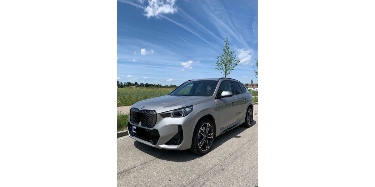 BMW iX1 32.800 km 39.900 &euro; Aschheim 85609
