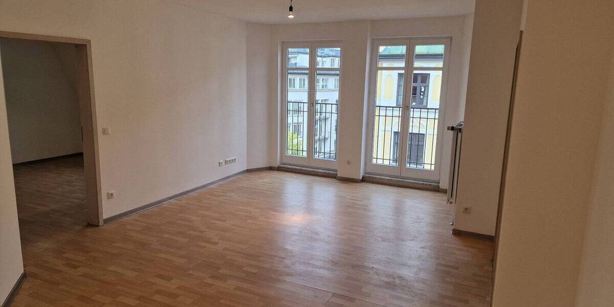 Etagenwohnung München Au-Haidhausen - 2 Zimmer, 65 m&sup2;, 1.625&euro; | Angebot:26217880