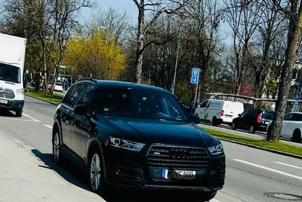 Audi Q7 140.000 km 33.900 &euro; München 81737