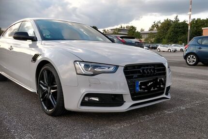 Audi A5 218.000 km 14.600 € München 81739