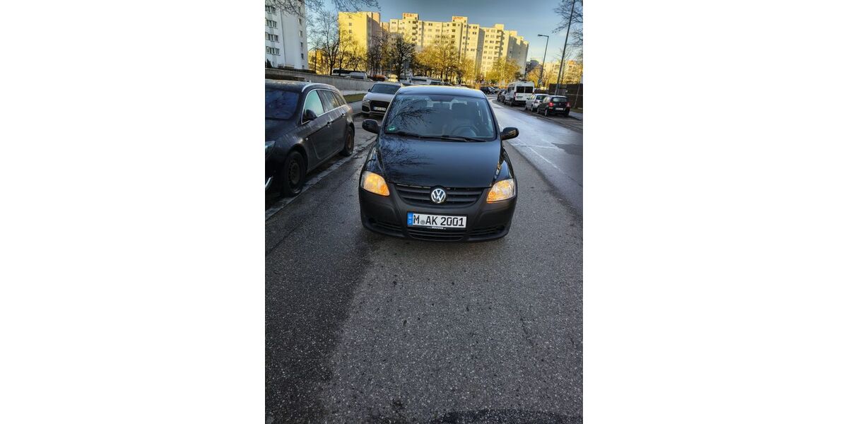VW Fox 99.912 km 1.950 &euro; München 81737