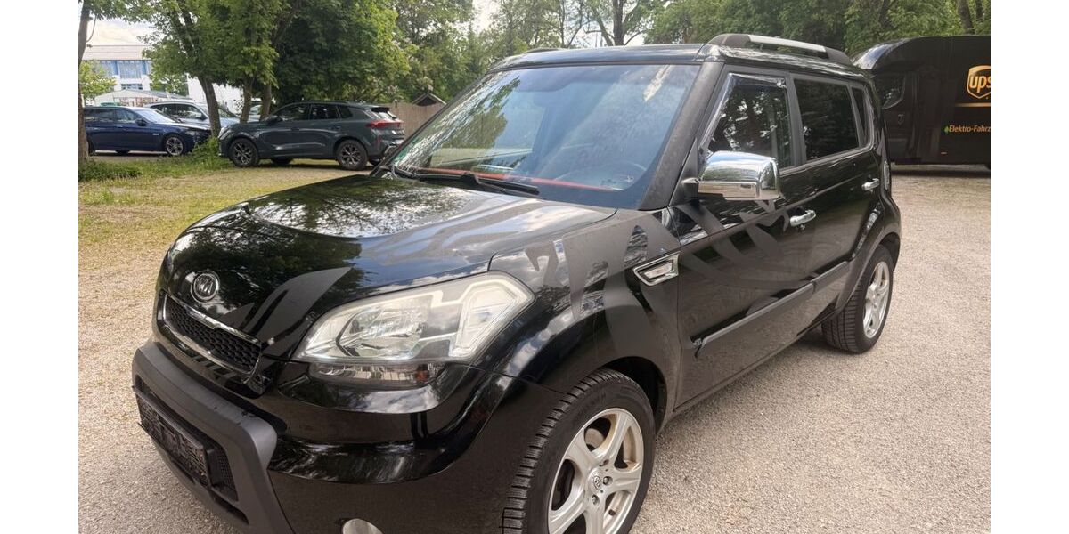Kia Soul 205.000 km 3.900 &euro; München 81543