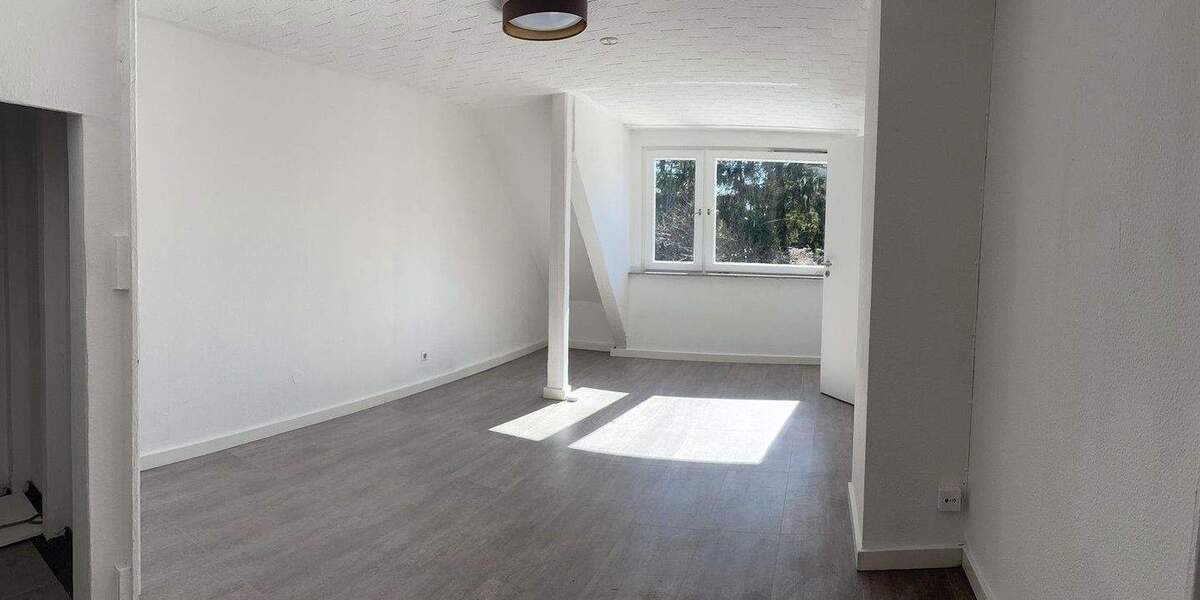 Reihenmittelhaus Oberschleißheim - 4 Zimmer, 150 m&sup2;, 2.490&euro; | Angebot:25782546