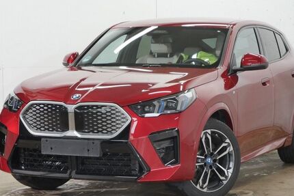 BMW iX2 9.900 km 50.890 &euro; Oberhaching bei München 82041