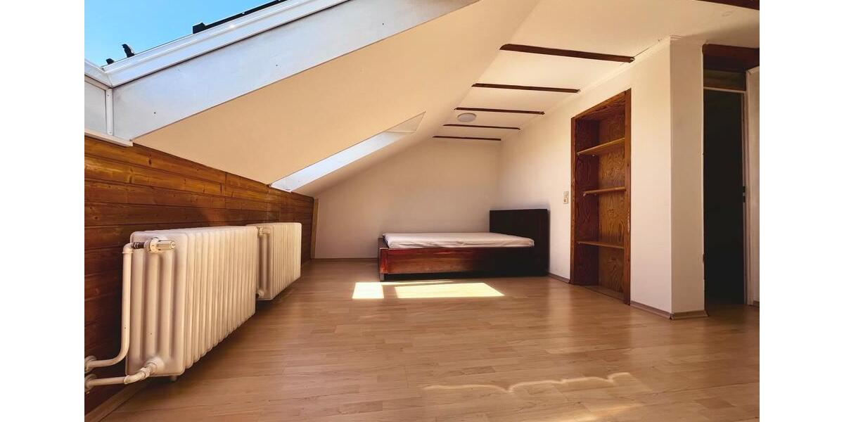Dachgeschoßwohnung Wolfratshausen - 1 Zimmer, 20 m&sup2;, 715&euro; | Angebot:26413711