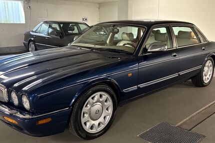 Jaguar Daimler 148.745 km 19.850 € München 81737