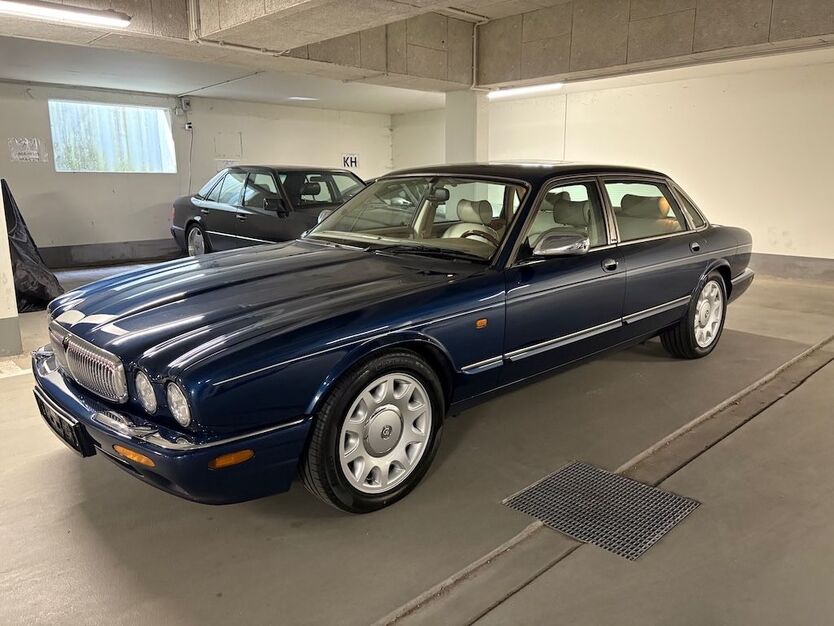 Jaguar Daimler 148.745 km 19.850 € München 81737