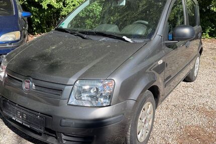 Fiat Panda 68.646 km 2.499 &euro; München 81929