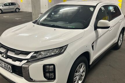 Mitsubishi ASX 73.000 km 20.000 € München 80689