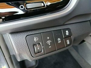 Kia STONIC 1.0T 48V DCT SPI TECH NAVI GRAU 52.348 km 16.460 &euro; Höhenkirchen-Siegertsbrun 85635